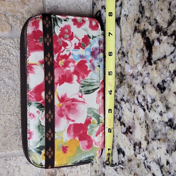 Patricia Nash Summer Garden Oria Wallet - Picture 2 of 10